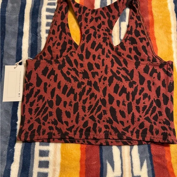 NWT Lot of Two Pact On the Go Crop Tank - Medium - Picture 5 of 6